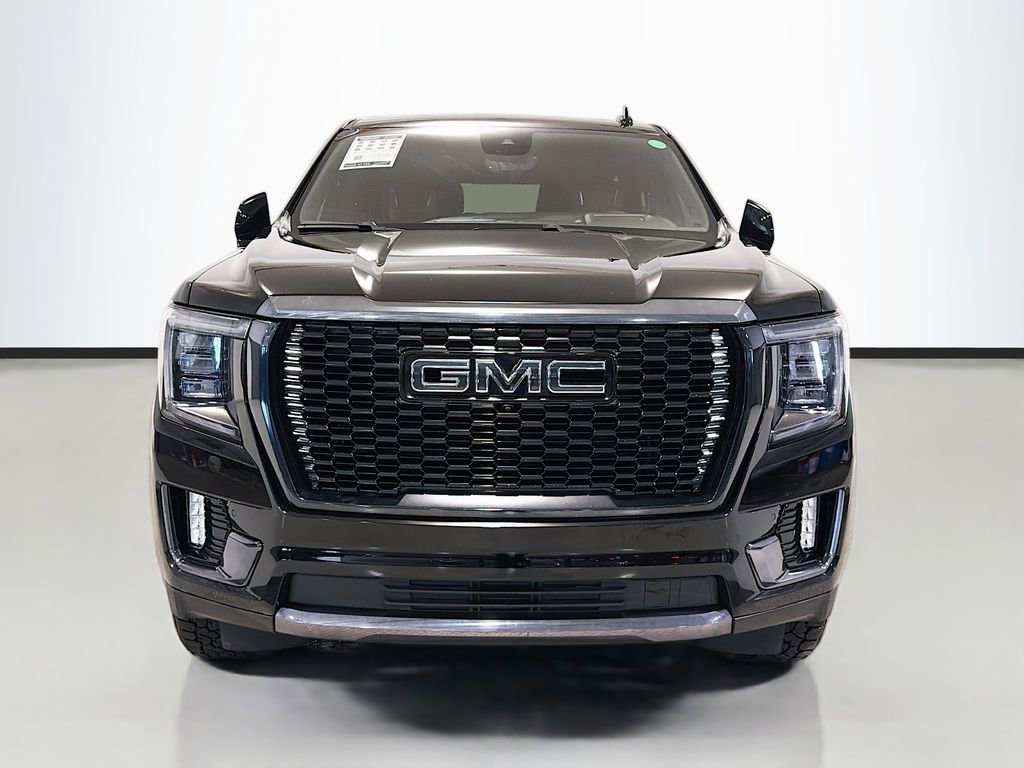Used 2023 GMC Yukon Denali Ultimate AWD/4WD image 2