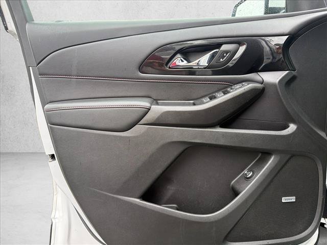 Used 2022 Chevrolet Traverse RS w/ LPO, Floor Liner Package AWD/4WD image 10