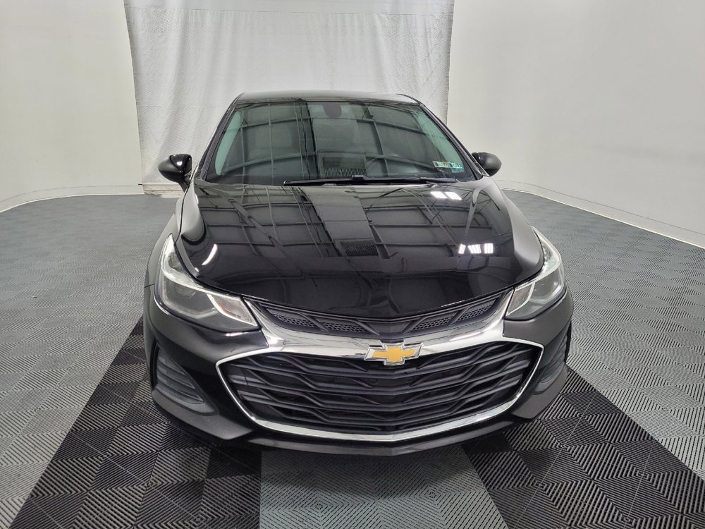 Used 2019 Chevrolet Cruze LT w/ Convenience Package FWD image 14