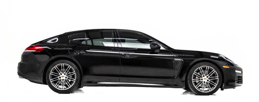 Used 2016 Porsche Panamera Edition image 4