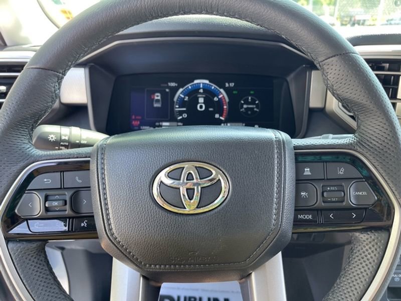 Used 2024 Toyota Tundra Limited image 24