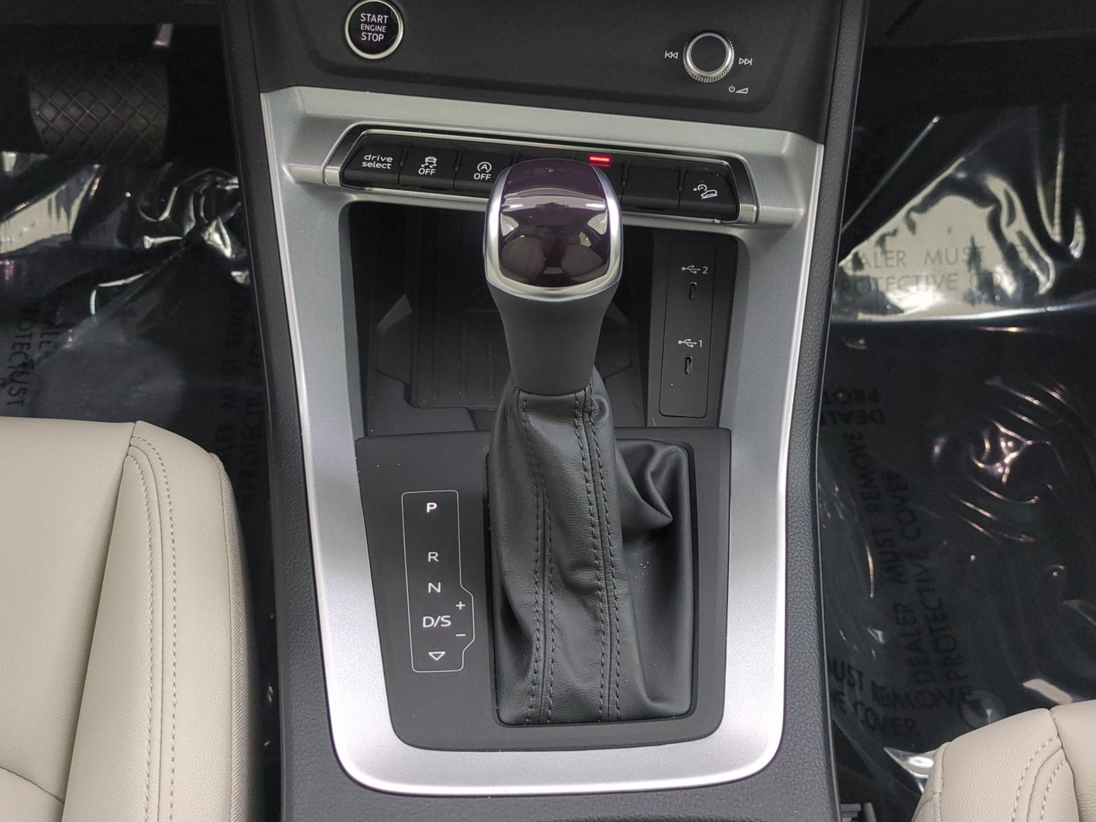 Used 2024 Audi Q3 2.0T Premium AWD/4WD image 13
