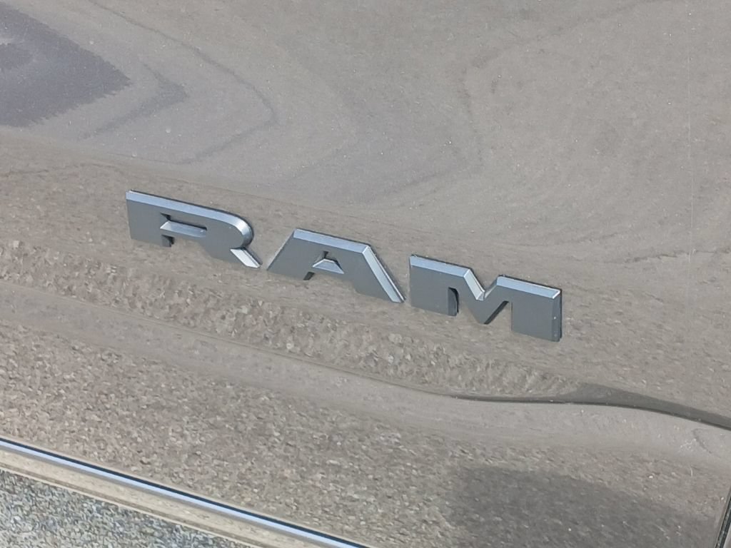 Used 2025 RAM 1500 Tradesman w/ Night Edition AWD/4WD image 34