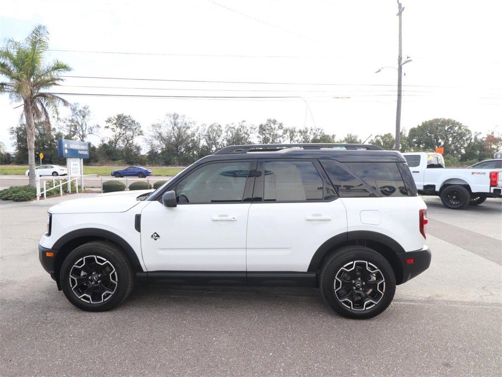 Used 2025 Ford Bronco Sport Outer Banks image 7