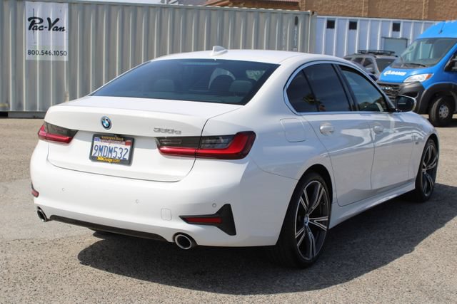 Used 2022 BMW 330e w/ Convenience Package RWD image 5