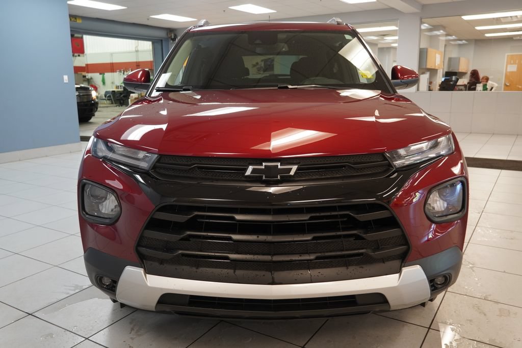 Certified 2023 Chevrolet TrailBlazer LT w/ LPO, Blackout Package AWD/4WD image 17