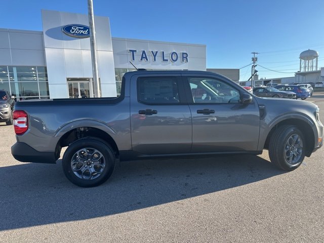 New 2025 Ford Maverick XLT w/ XLT Luxury Package image 19