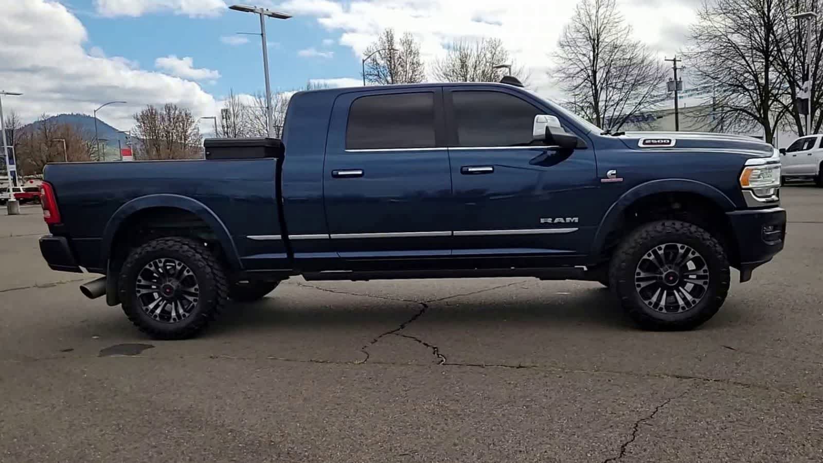 Used 2021 RAM 2500 Limited AWD/4WD image 9