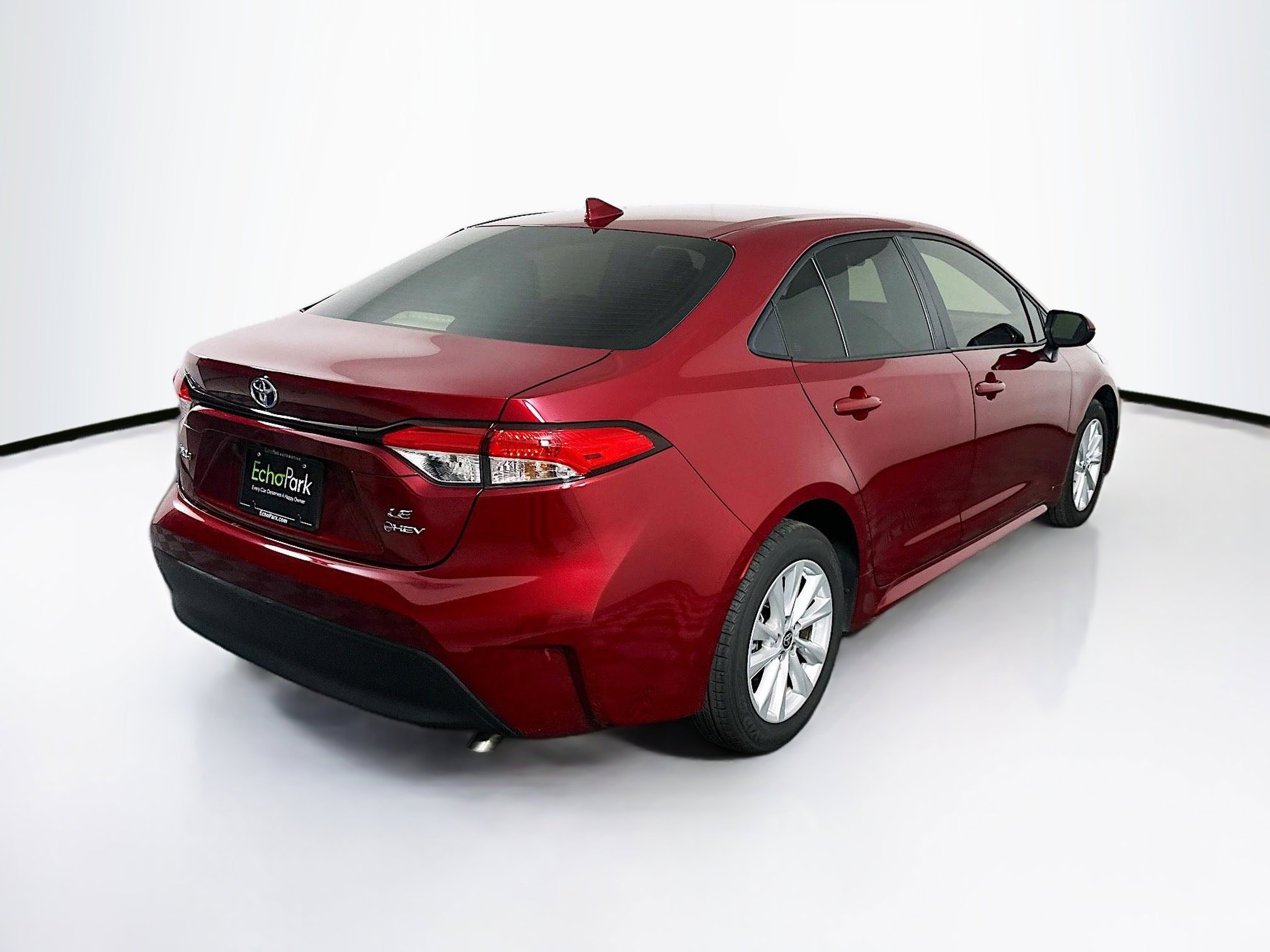 Used 2025 Toyota Corolla LE w/ LE Premium Package image 9