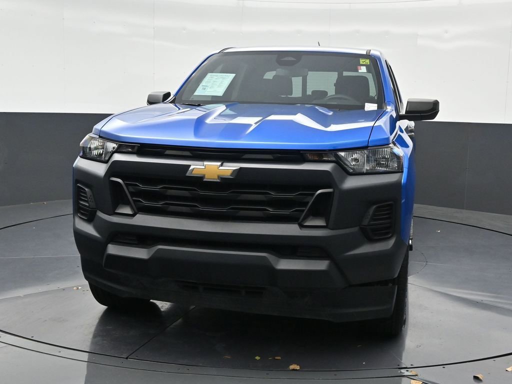 Used 2023 Chevrolet Colorado W/T w/ Advanced Trailering Package image 9