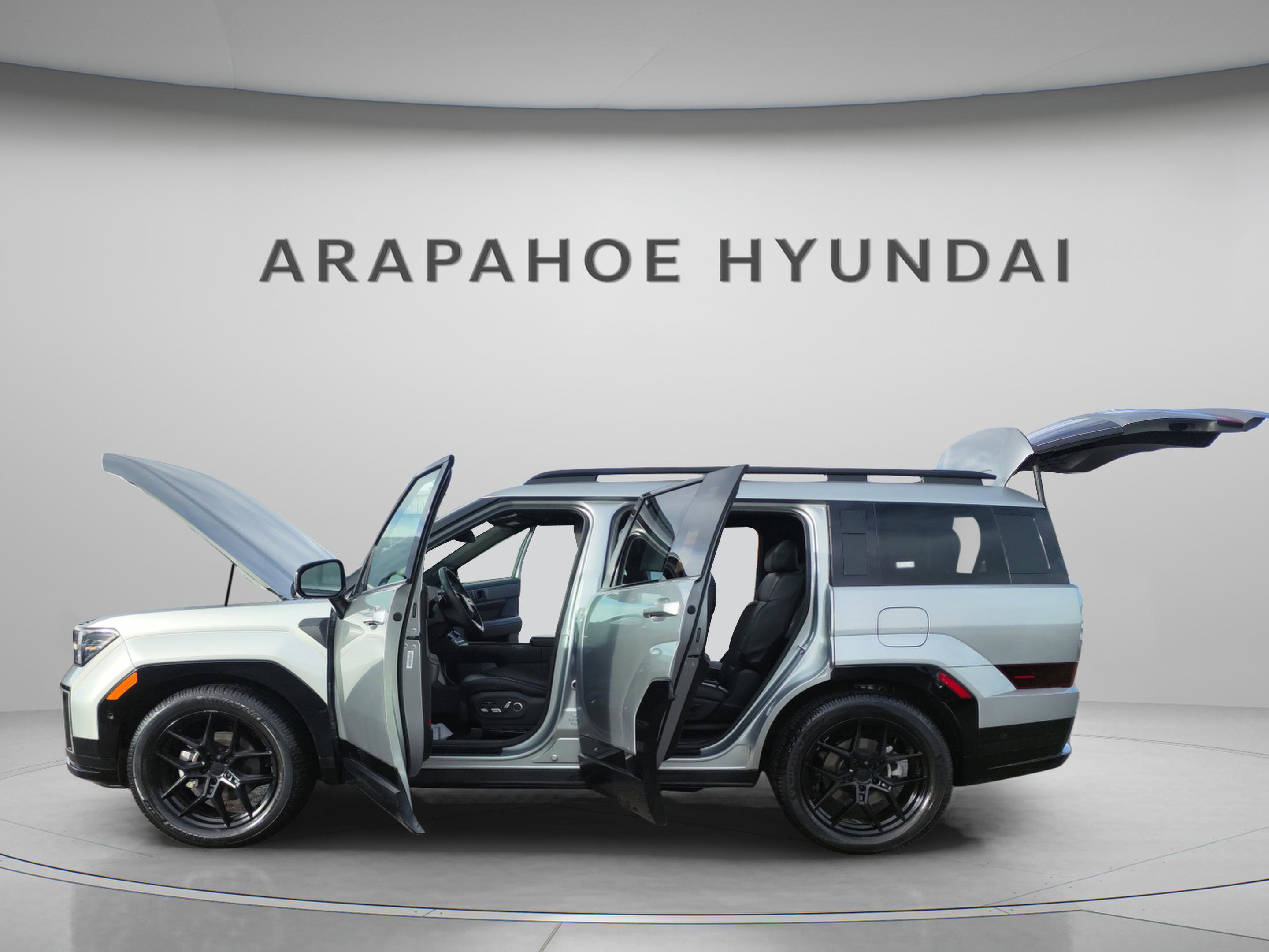 Used 2024 Hyundai Santa Fe Calligraphy image 5