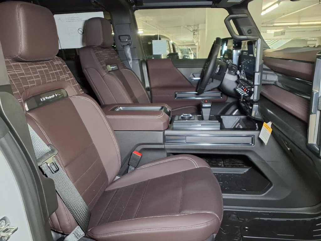 New 2026 GMC Hummer EV SUV AWD/4WD image 6