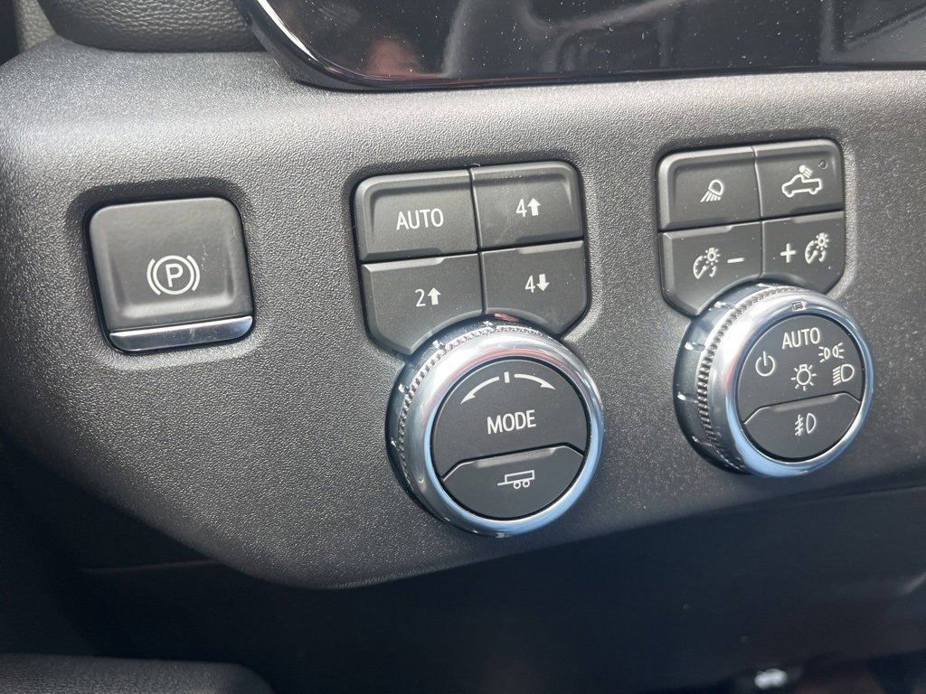 New 2026 GMC Sierra 3500 SLT w/ SLT Premium Package image 16