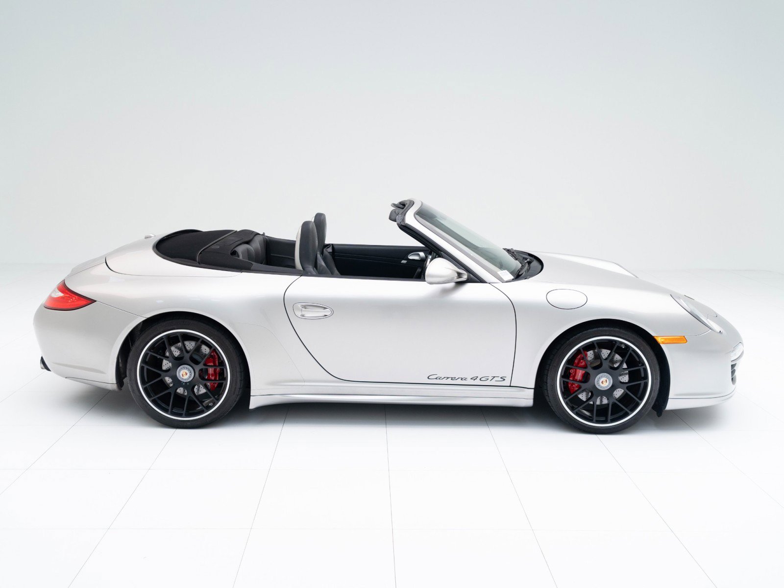 Used 2012 Porsche 911 Carrera 4 GTS image 8