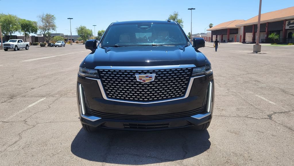 Used 2021 Cadillac Escalade Premium Luxury AWD/4WD image 3