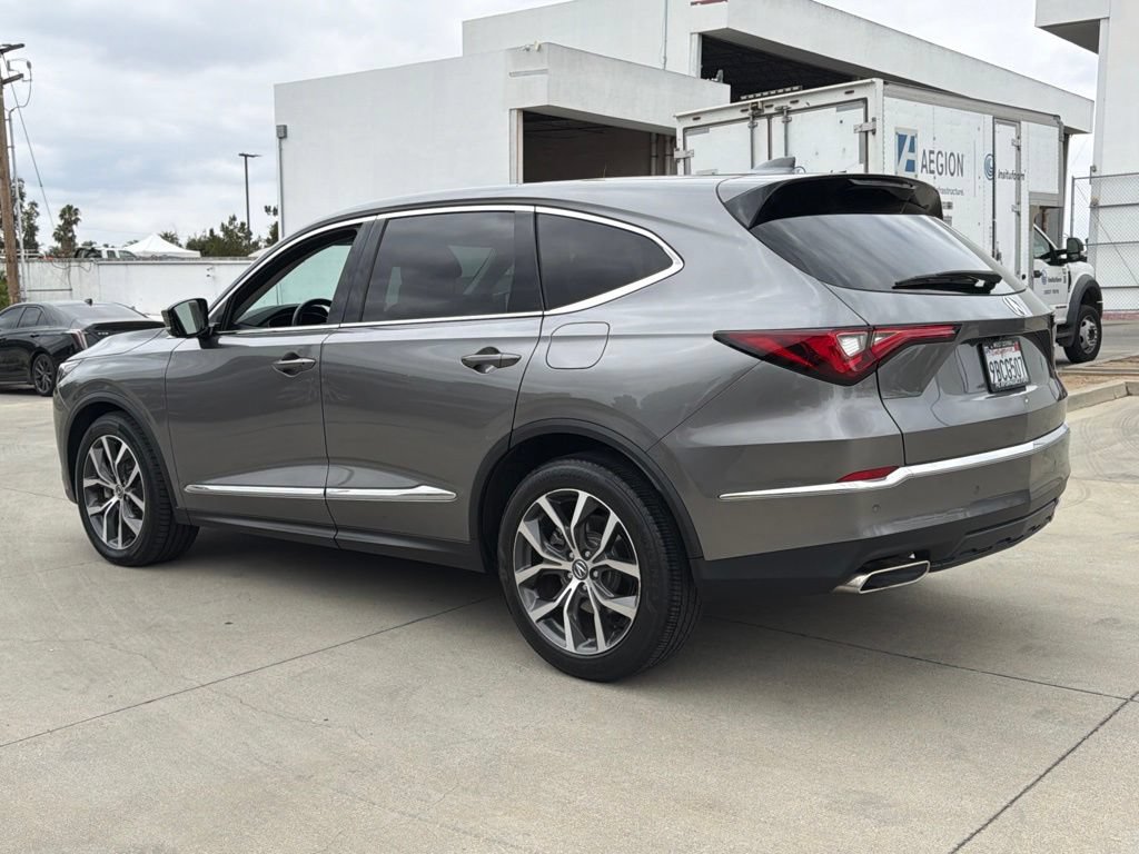 Used 2022 Acura MDX w/ Technology Package FWD image 11