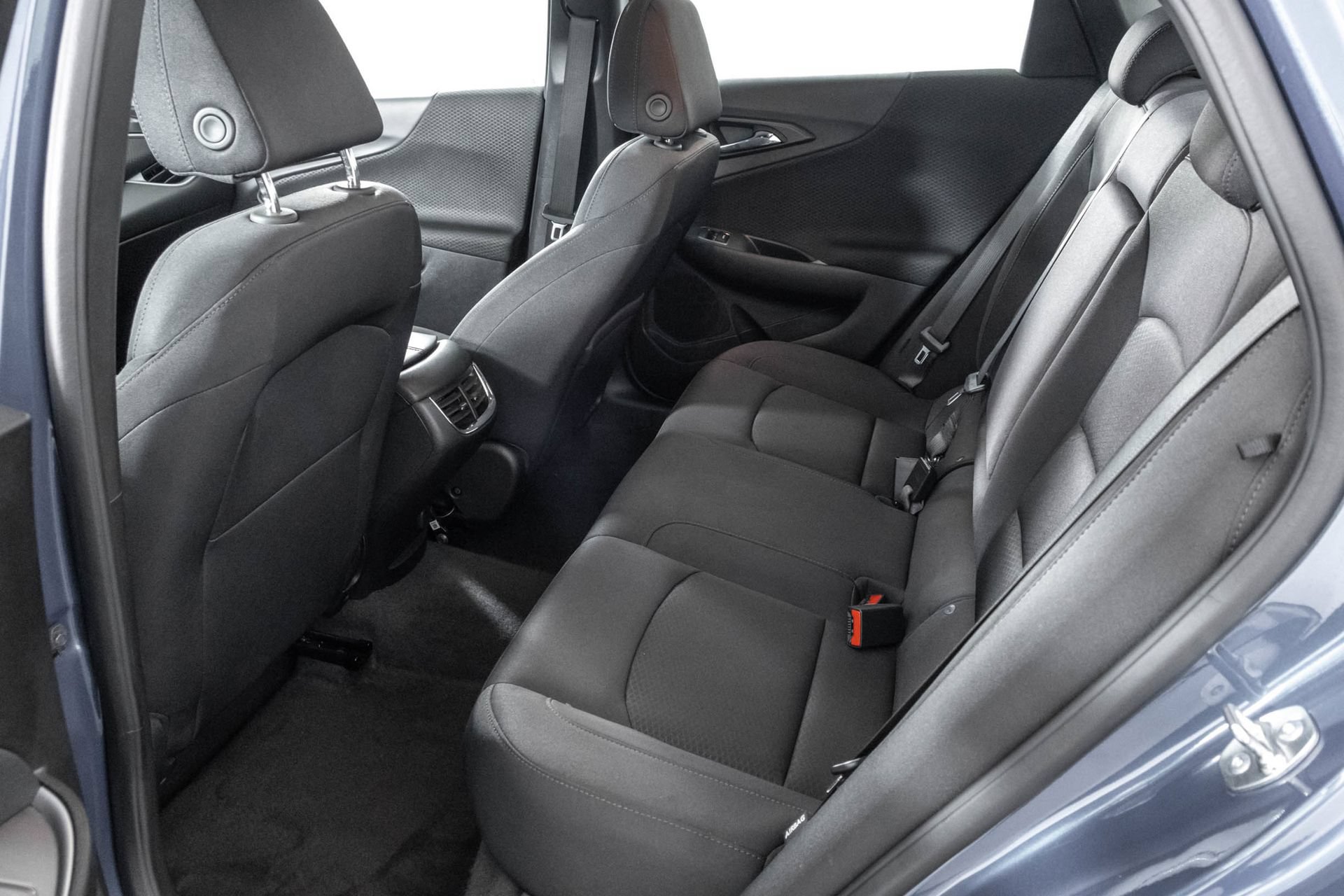 Used 2025 Chevrolet Malibu LT FWD image 34