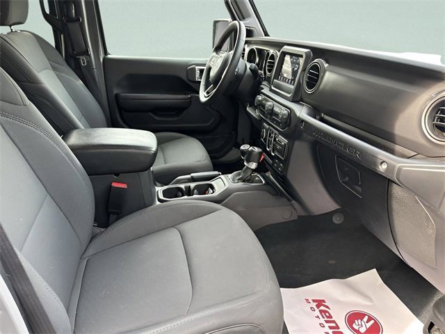 Used 2023 Jeep Wrangler Unlimited image 13