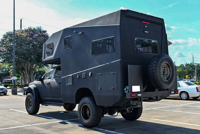 Used 2024 RAM 5500 4x4 Crew Cab image 6