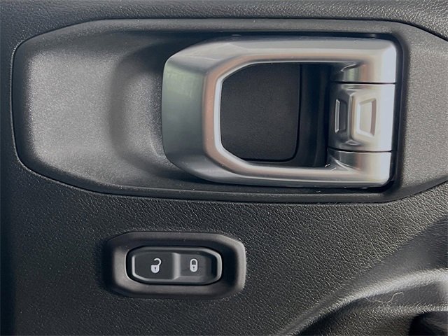 Used 2018 Jeep Wrangler Unlimited Sport S image 30