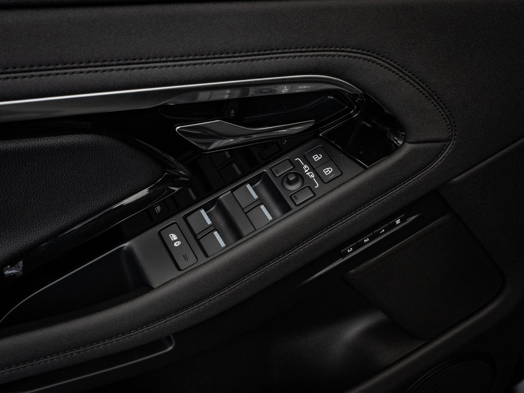 Used 2023 Land Rover Range Rover Evoque SE image 26