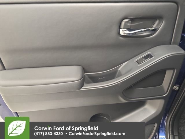 Used 2022 Nissan Frontier SV image 18