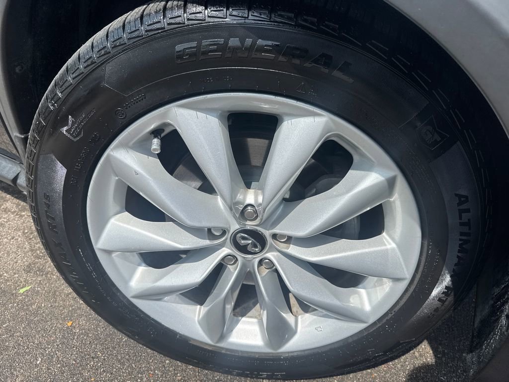 Used 2019 INFINITI QX50 Luxe FWD image 37