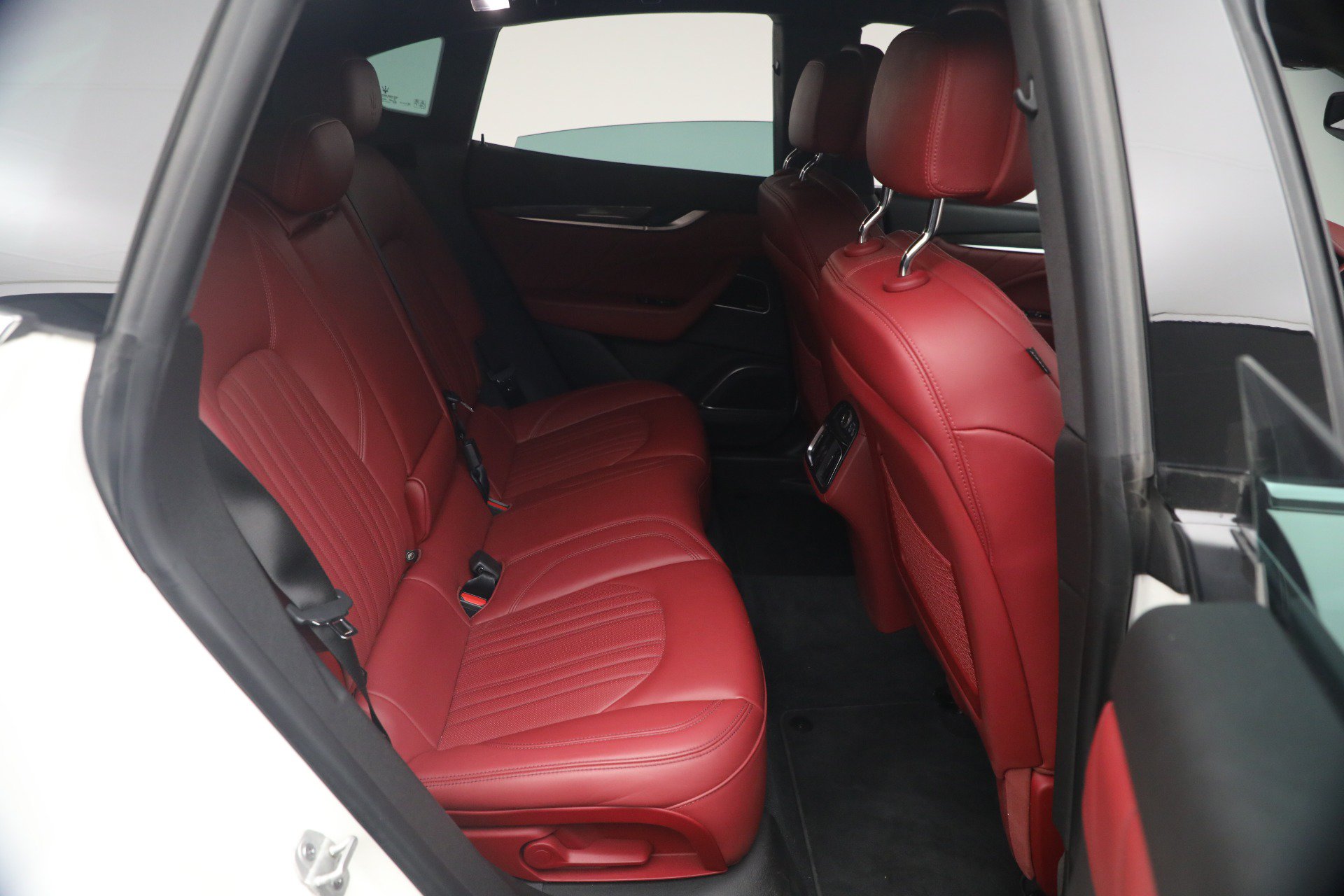 Certified 2023 Maserati Levante GT AWD/4WD image 21