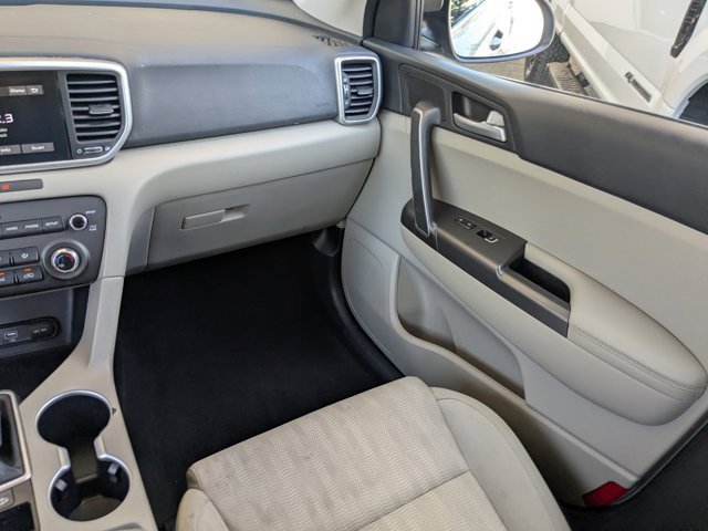 Used 2022 Kia Sportage LX image 14