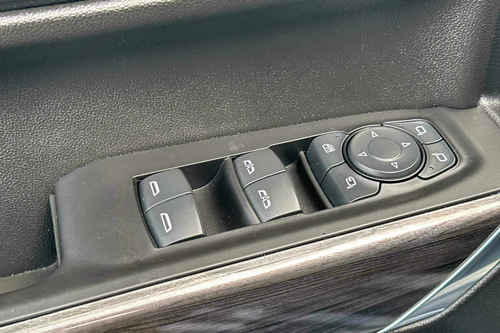 Used 2021 Chevrolet Silverado 1500 LTZ image 14