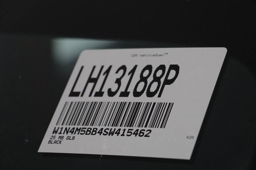 Used 2025 Mercedes-Benz GLB 35 AMG 4MATIC image 25