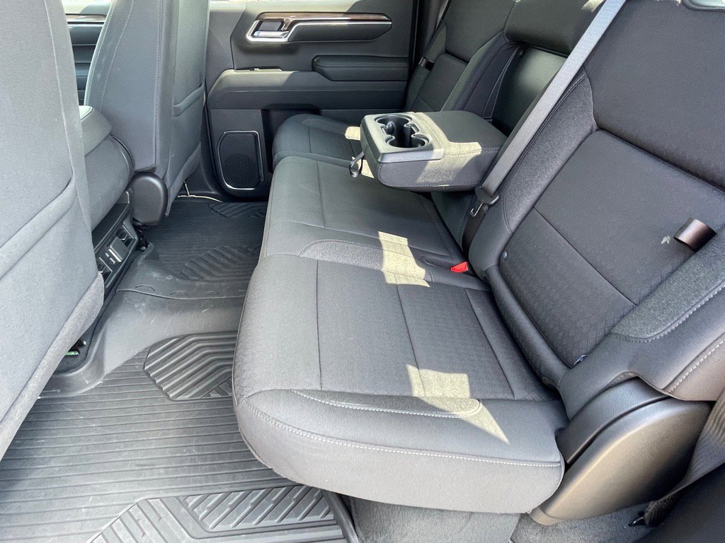 Used 2025 Chevrolet Silverado 1500 LT Trail Boss image 11