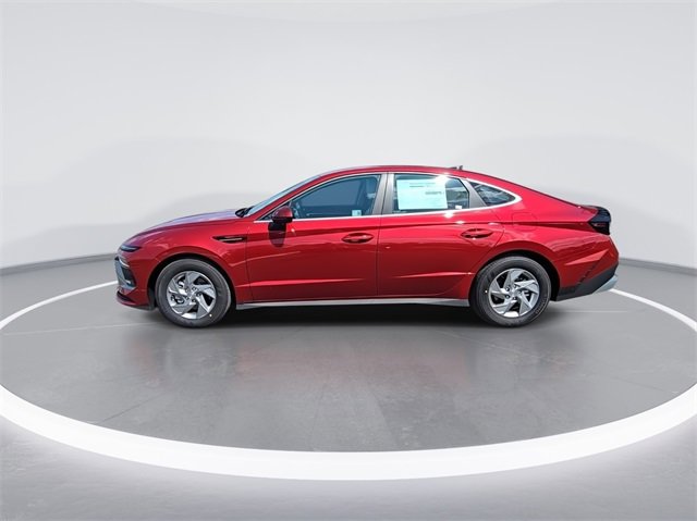 Certified 2025 Hyundai Sonata SE image 5