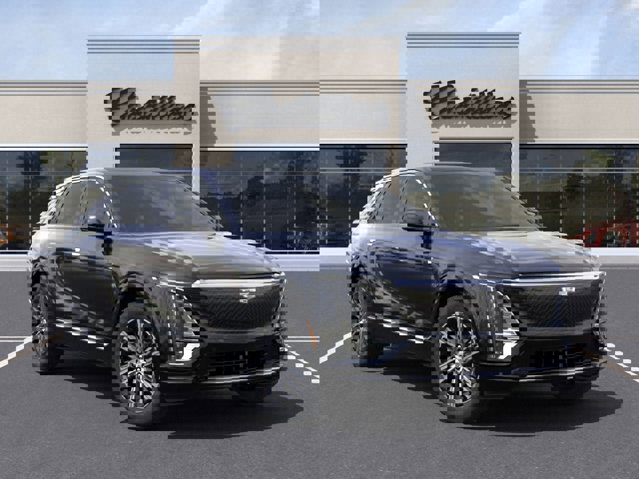 New 2025 Cadillac Lyriq Luxury w/ LPO, Floor Liner Package AWD/4WD image 7