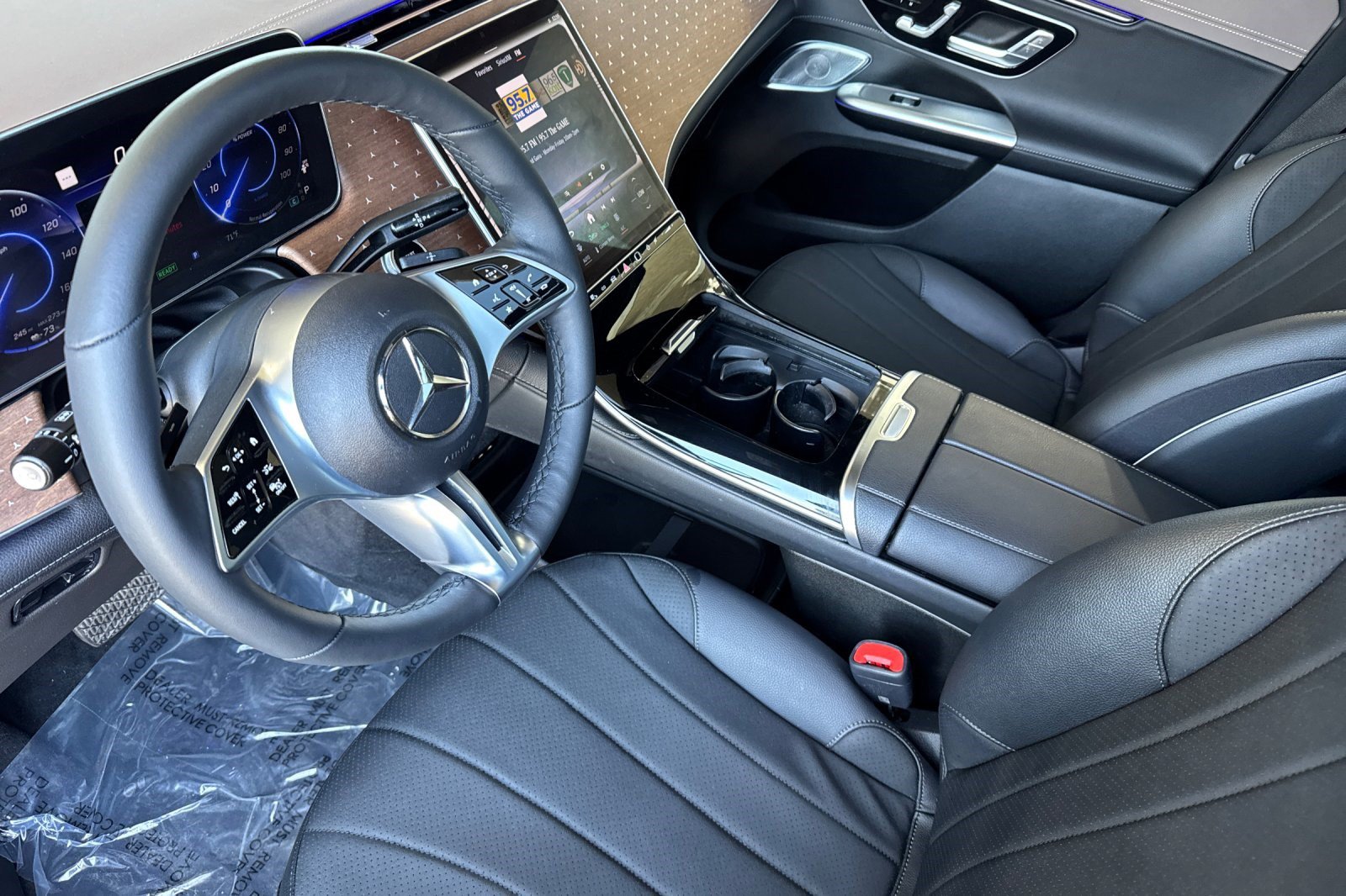 Used 2023 Mercedes-Benz EQE 350+ 4MATIC SUV image 4