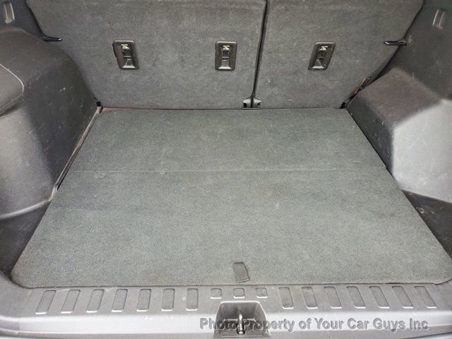 Used 2018 Chevrolet Equinox LT FWD image 30