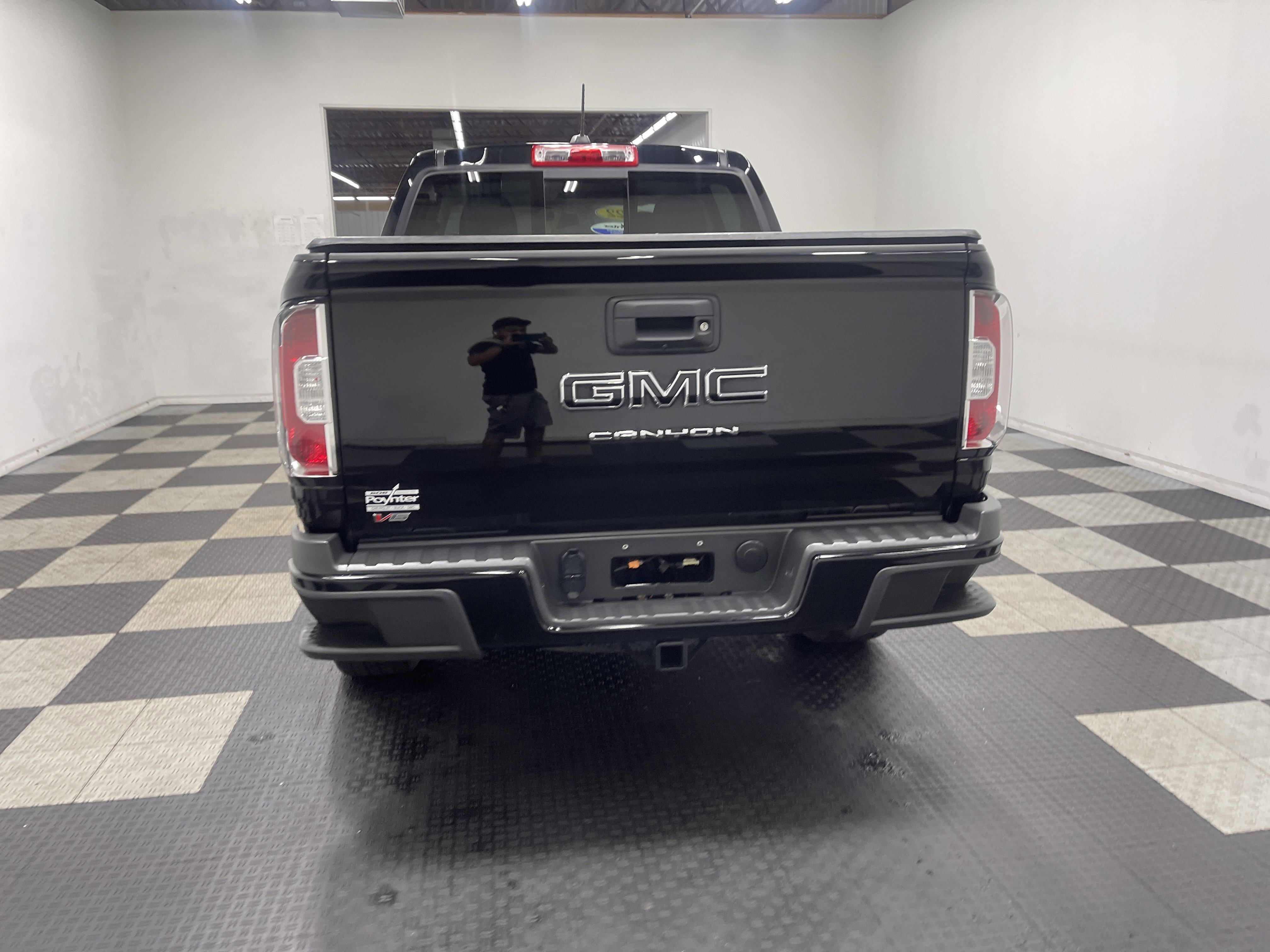Used 2022 GMC Canyon Elevation w/ Elevation Premium Package image 3
