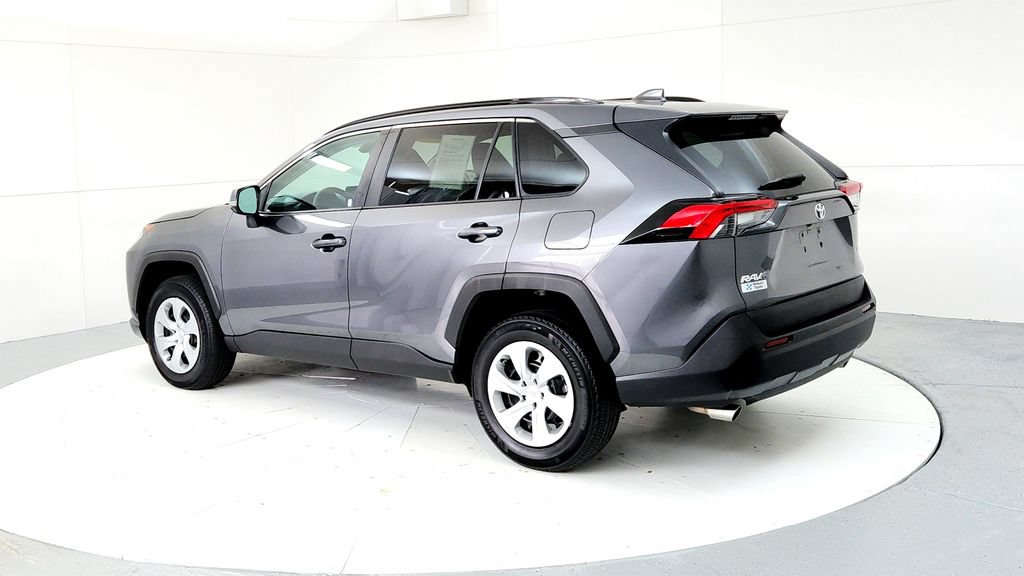 Certified 2021 Toyota RAV4 LE FWD image 4
