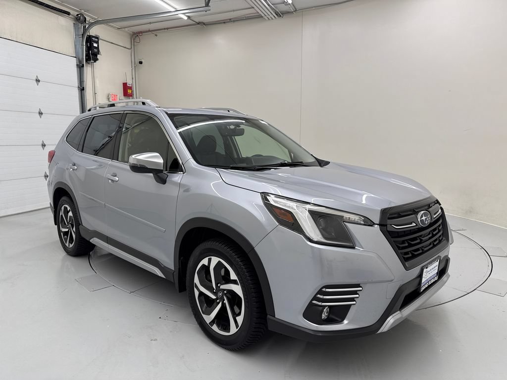 Used 2023 Subaru Forester Touring AWD/4WD image 7