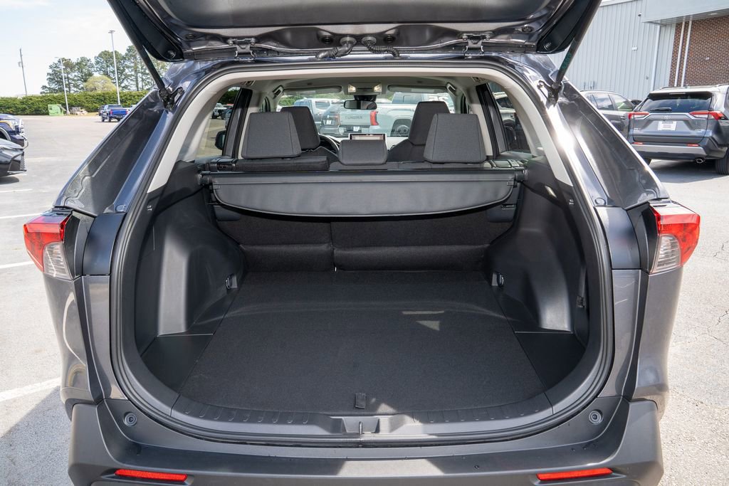 Certified 2025 Toyota RAV4 LE image 5