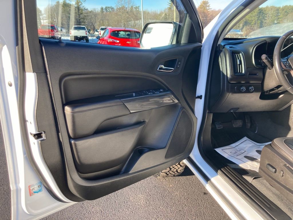 Used 2022 GMC Canyon AT4 w/ Trailering Package image 20