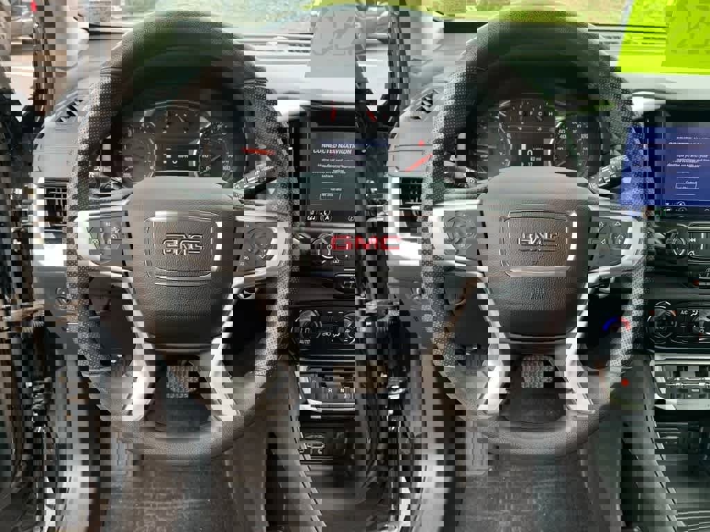 Certified 2022 GMC Terrain SLE w/ Driver Convenience Package AWD/4WD image 15