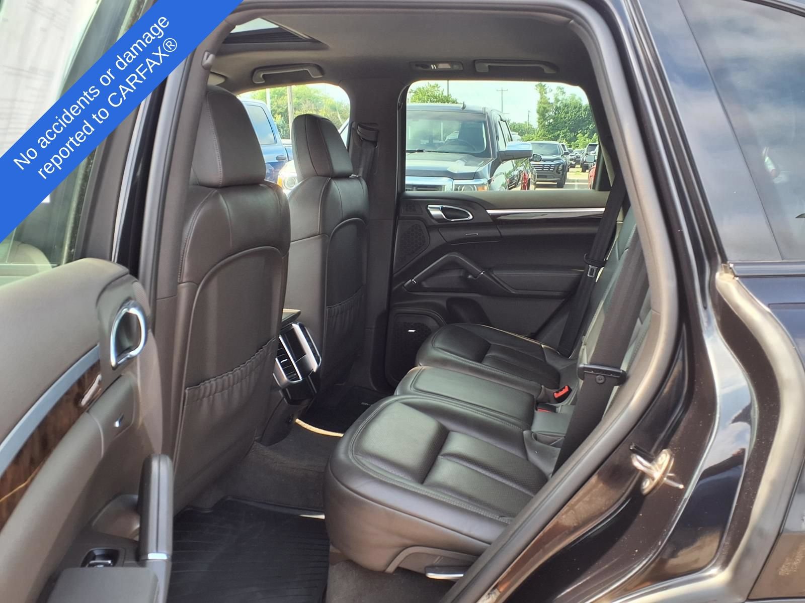 Used 2015 Porsche Cayenne Diesel AWD/4WD image 13