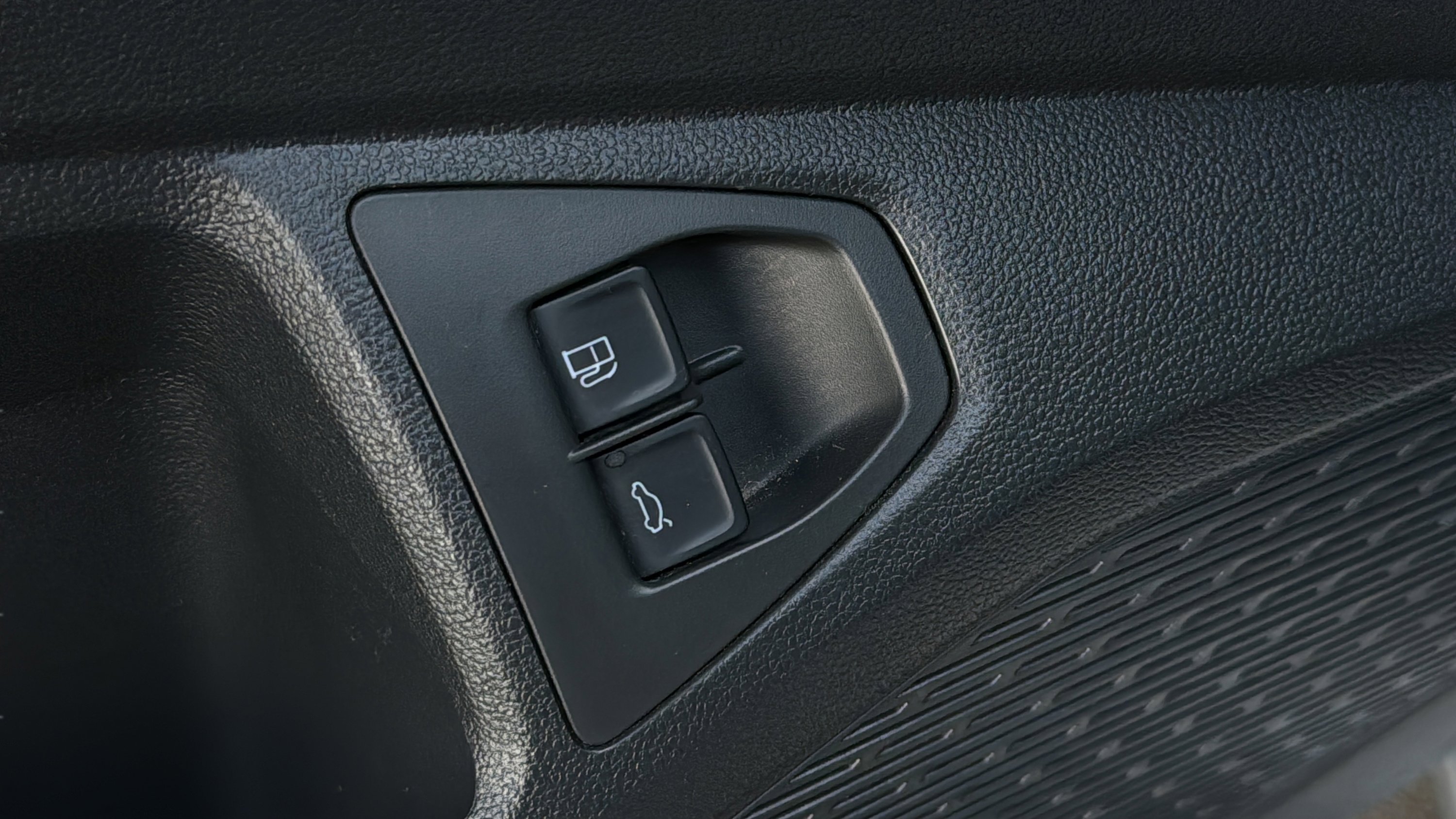 Used 2024 Volkswagen Jetta SE FWD image 22