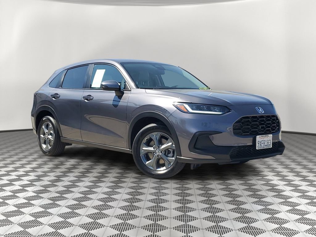 Certified 2026 Honda HR-V LX image 2