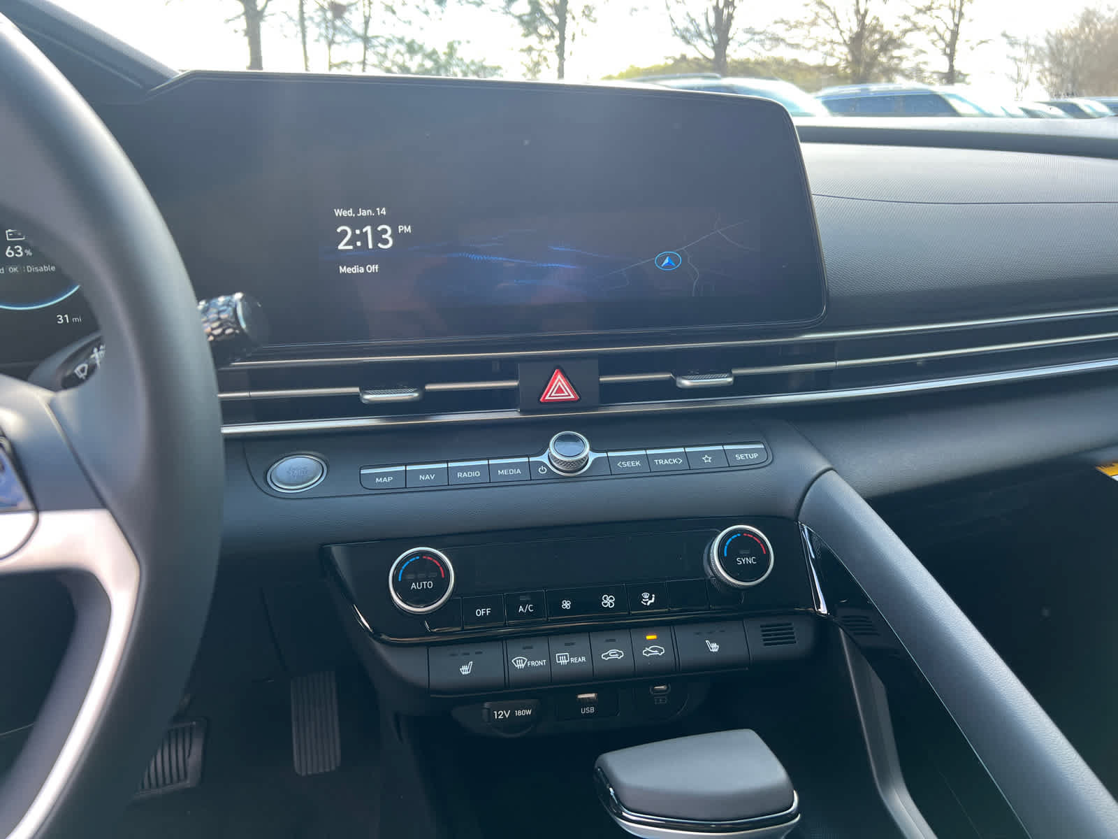 New 2026 Hyundai Elantra Limited FWD image 25