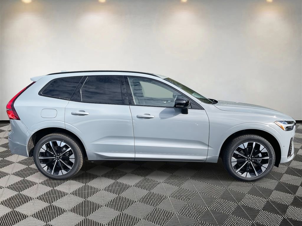New 2026 Volvo XC60 B5 Plus w/ Protection Package Premier image 2
