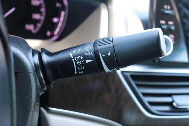 Used 2020 Honda Accord EX-L image 23