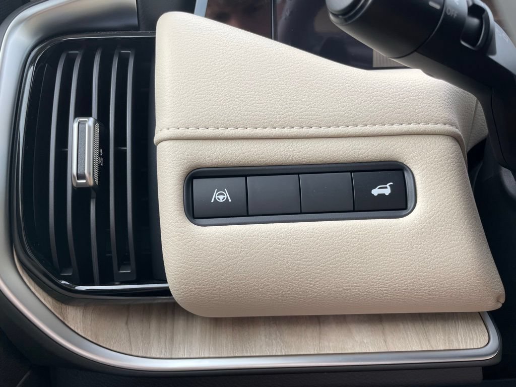 New 2026 Nissan Armada Platinum AWD/4WD image 20