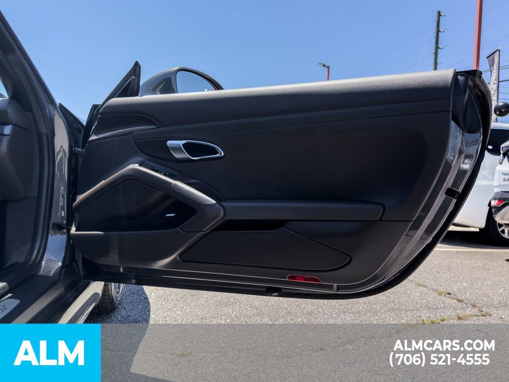 Used 2019 Porsche 718 Boxster RWD image 21